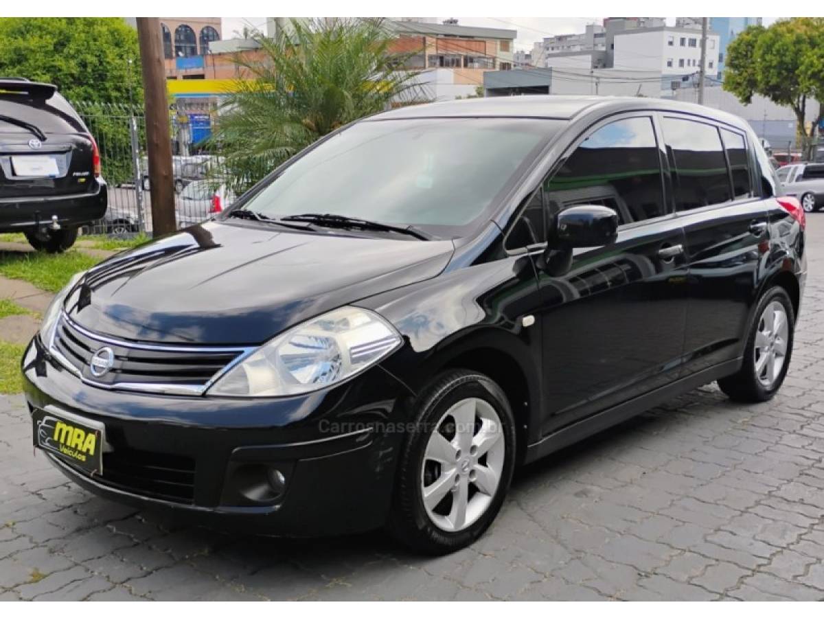 NISSAN - TIIDA - 2011/2011 - Preta - R$ 34.900,00