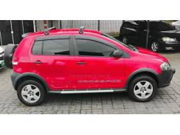 VOLKSWAGEN - CROSSFOX - 2008/2009 - Vermelha - R$ 34.900,00