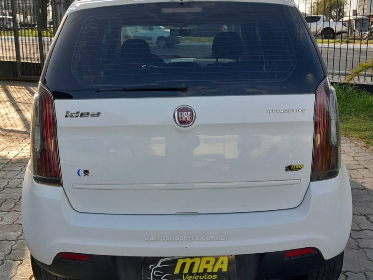 FIAT - IDEA - 2013/2014 - Branca - R$ 38.900,00