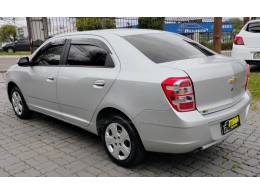 CHEVROLET - COBALT - 2015/2015 - Prata - R$ 44.900,00