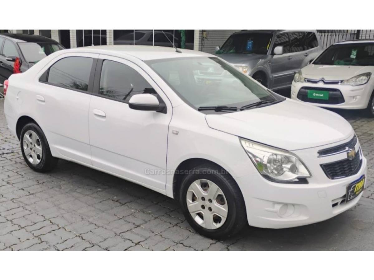 CHEVROLET - COBALT - 2012/2012 - Branca - R$ 38.900,00