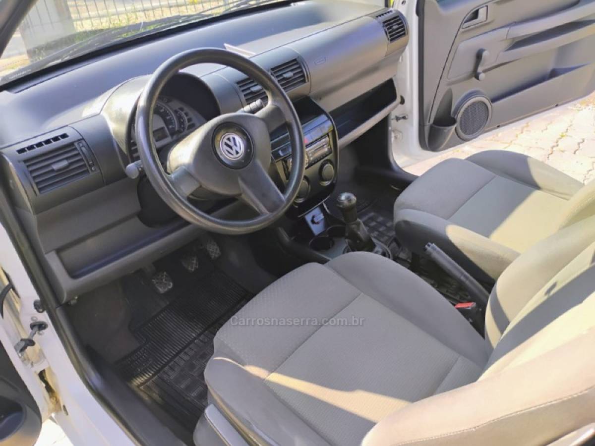 VOLKSWAGEN - FOX - 2007/2007 - Branca - R$ 20.900,00