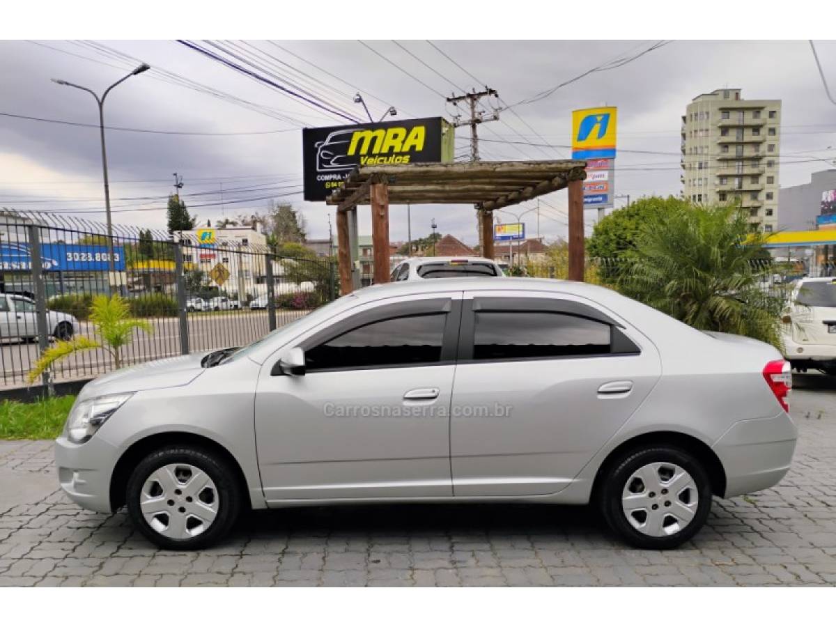 CHEVROLET - COBALT - 2015/2015 - Prata - R$ 44.900,00