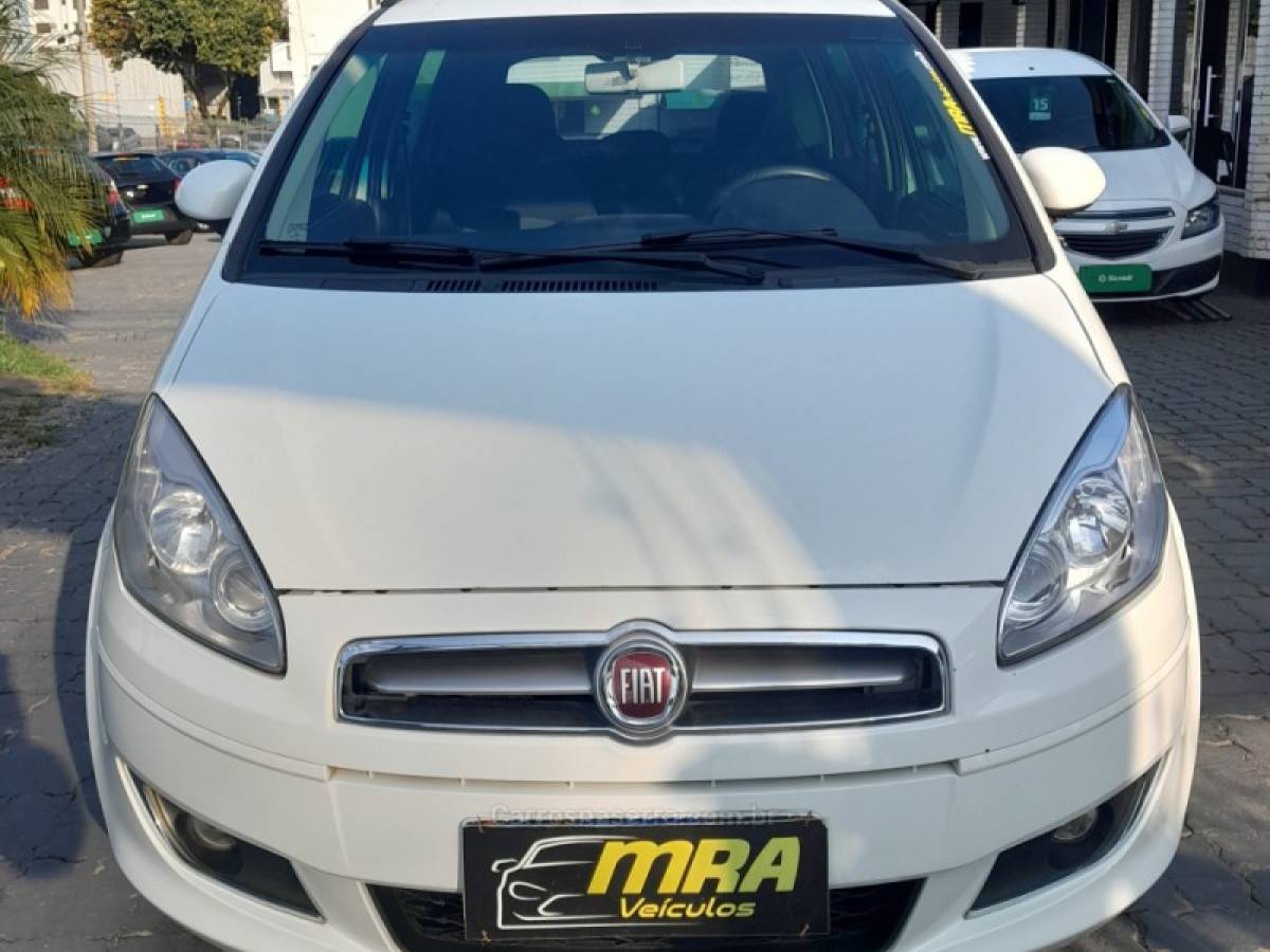 FIAT - IDEA - 2013/2014 - Branca - R$ 38.900,00