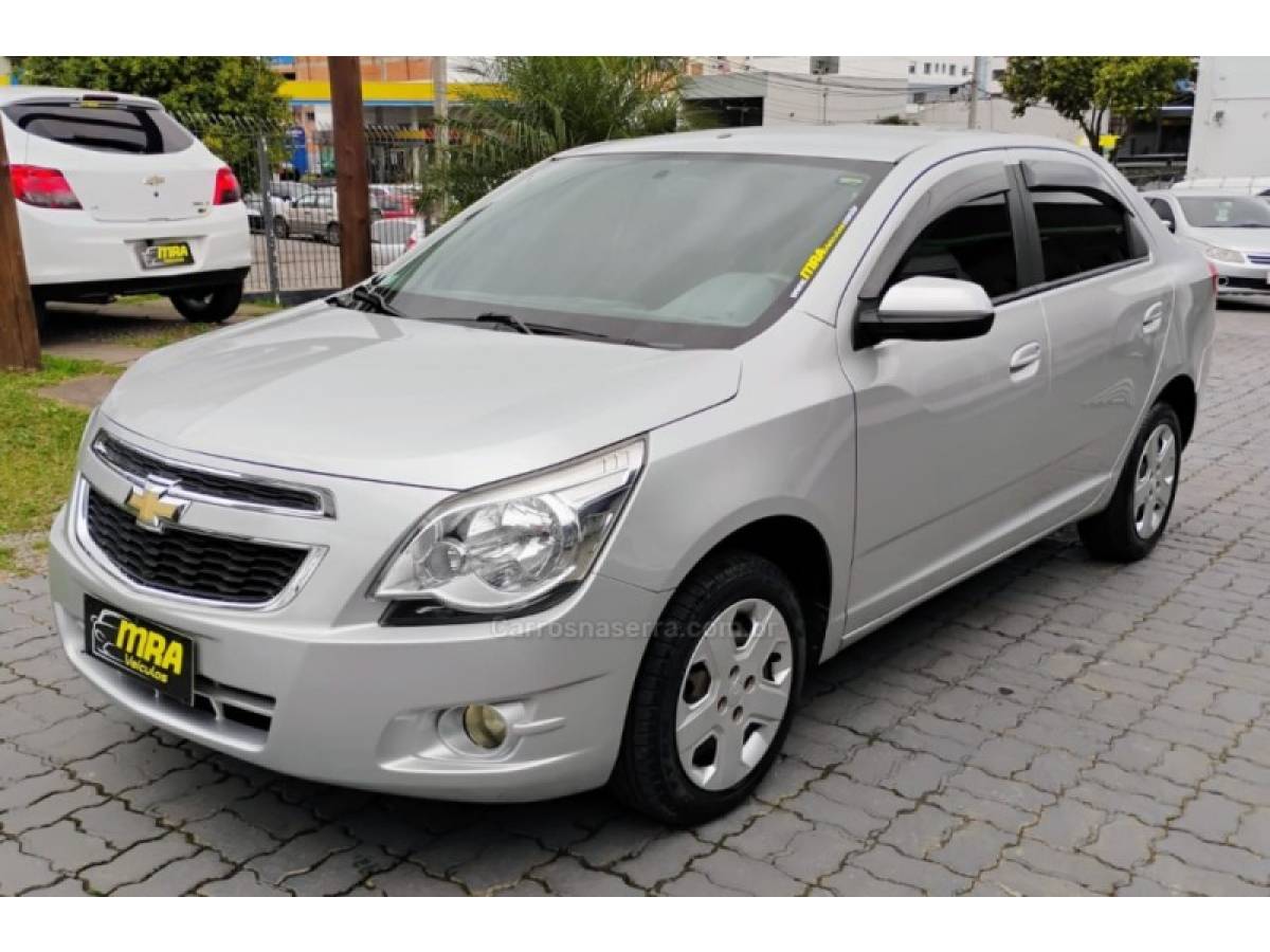 CHEVROLET - COBALT - 2015/2015 - Prata - R$ 46.900,00