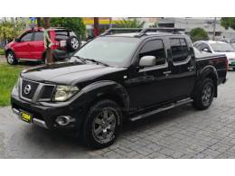 NISSAN - FRONTIER - 2015/2015 - Preta - R$ 100.900,00