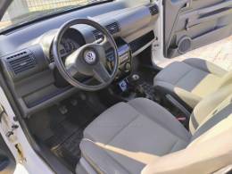 VOLKSWAGEN - FOX - 2006/2007 - Branca - R$ 19.900,00