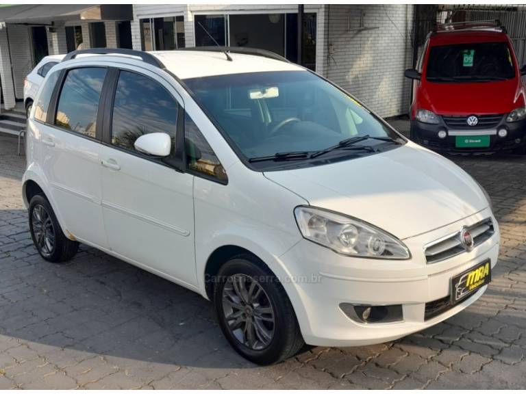 FIAT - IDEA - 2013/2014 - Branca - R$ 38.900,00