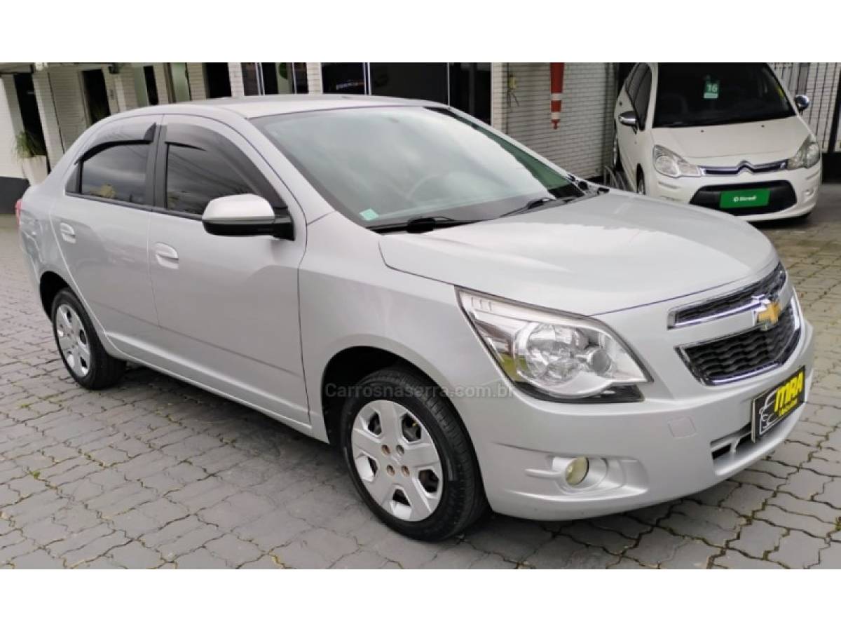 CHEVROLET - COBALT - 2015/2015 - Prata - R$ 46.900,00